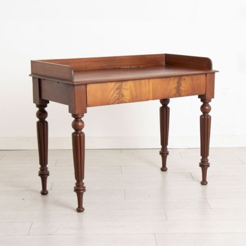 19TH CENTURY ANTIQUE MAHOGANY SIDE TABLE - ADDITIONAL PHOTO 1