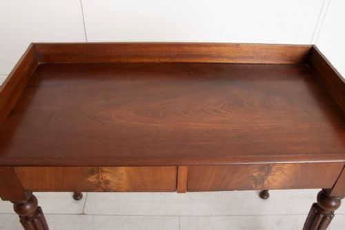 19TH CENTURY ANTIQUE MAHOGANY SIDE TABLE - ADDITIONAL PHOTO 2