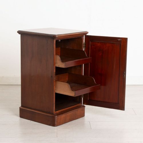 PAIR OF VICTORIAN MAHOGANY BEDSIDE CABINETS C1870 - ADDITIONAL PHOTO 2