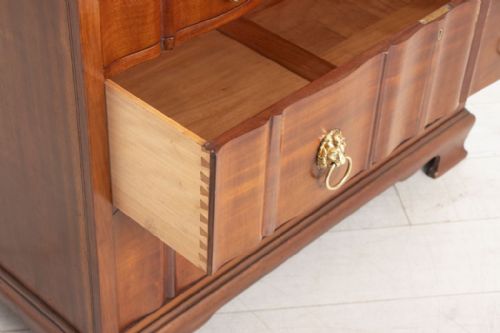 MAHOGANY CHEST OF DRAWERS WITH BRASS LION HEAD HANDLES C1900 - ADDITIONAL PHOTO 2