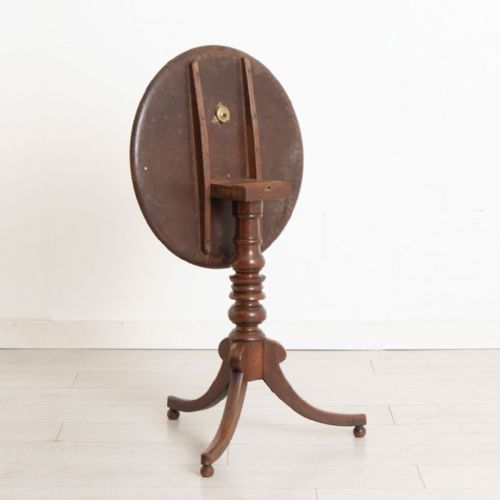 LATE GEORGIAN SOLID MAHOGANY TILT TOP SIDE TABLE - ADDITIONAL PHOTO 2
