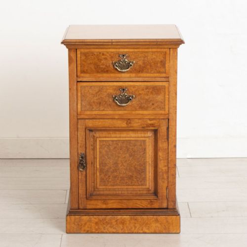 PAIR OF POLLARD OAK BEDSIDE CABINETS WITH SATINWOOD CROSSBANDING C1890 - ADDITIONAL PHOTO 1