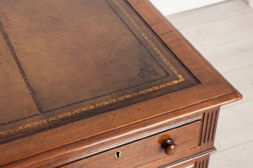 VICTORIAN MAHOGANY PEDESTAL DESK WITH TAN LEATHER TOP C1890 - ADDITIONAL PHOTO 4