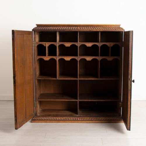 VICTORIAN OAK CUPBOARD WITH FITTED INTERIOR C1850 - ADDITIONAL PHOTO 2
