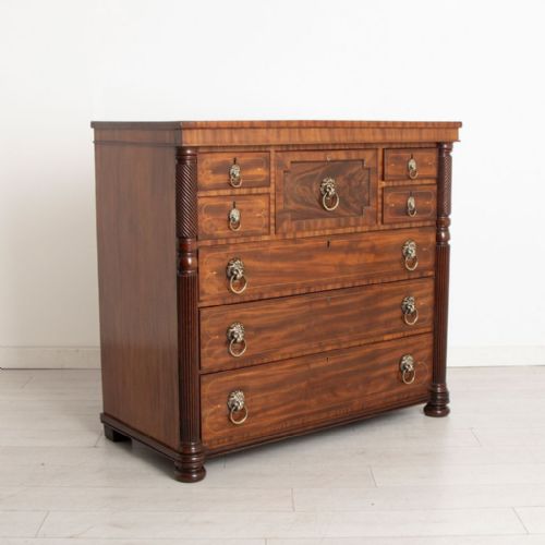 REGENCY MAHOGANY OAK LINED CHEST OF DRAWERS WITH BRASS LION HEAD HANDLES C1820 - ADDITIONAL PHOTO 1