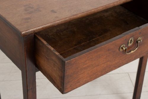 LATE 18TH CENTURY MAHOGANY SIDE TABLE - ADDITIONAL PHOTO 2