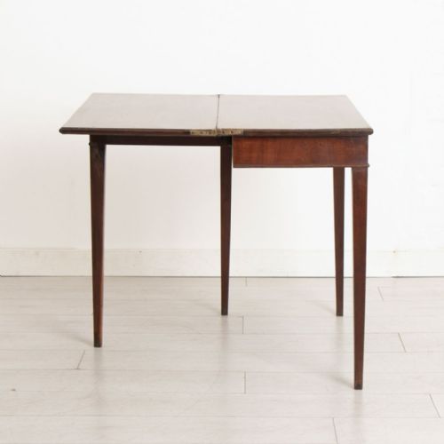 GEORGIAN MAHOGANY FOLD OUT TEA TABLE C1800 - ADDITIONAL PHOTO 1