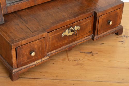 EARLY 18TH CENTURY WALNUT TOILET MIRROR - ADDITIONAL PHOTO 2