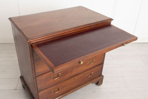 ANTIQUE GEORGIAN MAHOGANY CHEST OF DRAWERS - ADDITIONAL PHOTO 3