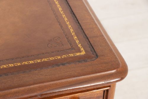 VICTORIAN MAHOGANY PEDESTAL DESK BY EDWARDS ROBERTS C1870 - ADDITIONAL PHOTO 3