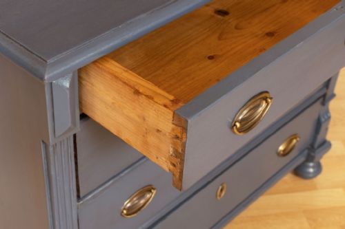 ANTIQUE DUTCH CHEST OF DRAWERS - ADDITIONAL PHOTO 2