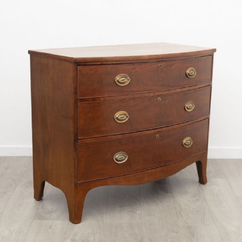 VICTORIAN MAHOGANY BOW FRONT CHEST OF DRAWERS - ADDITIONAL PHOTO 1