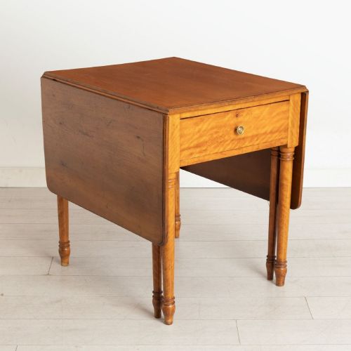 ANTIQUE DROP LEAF DINING TABLE IN SATIN BIRCH C1860 - ADDITIONAL PHOTO 1