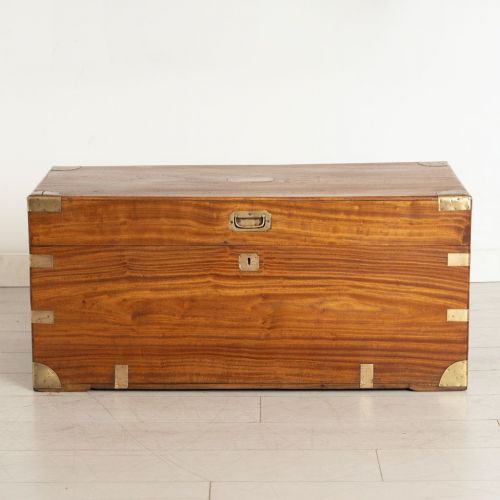 ANTIQUE MILITARY CAMPAIGN CHEST IN CAMPHOR WOOD WITH BRASS FITTINGS C1880 - ADDITIONAL PHOTO 1