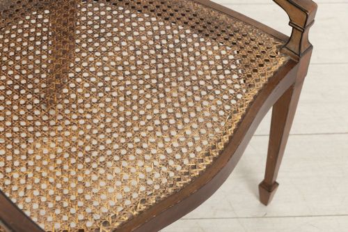 PAIR OF LOUIS XVI STYLE CARVED MEDALLION CHAIRS - ADDITIONAL PHOTO 3