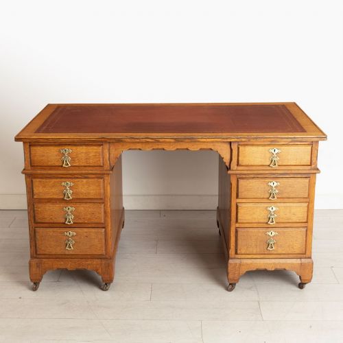 ARTS CRAFTS OAK PEDESTAL DESK C1900
