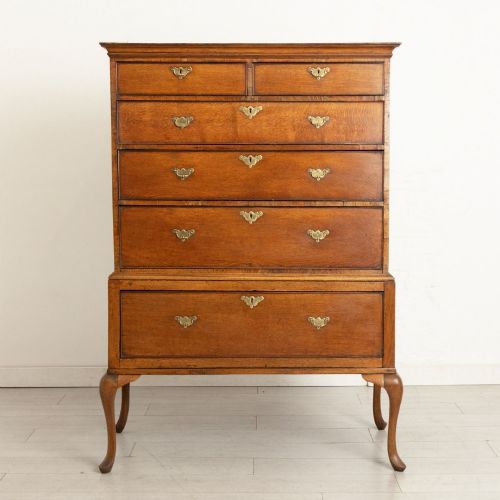 18TH CENTURY OAK CHEST ON STAND