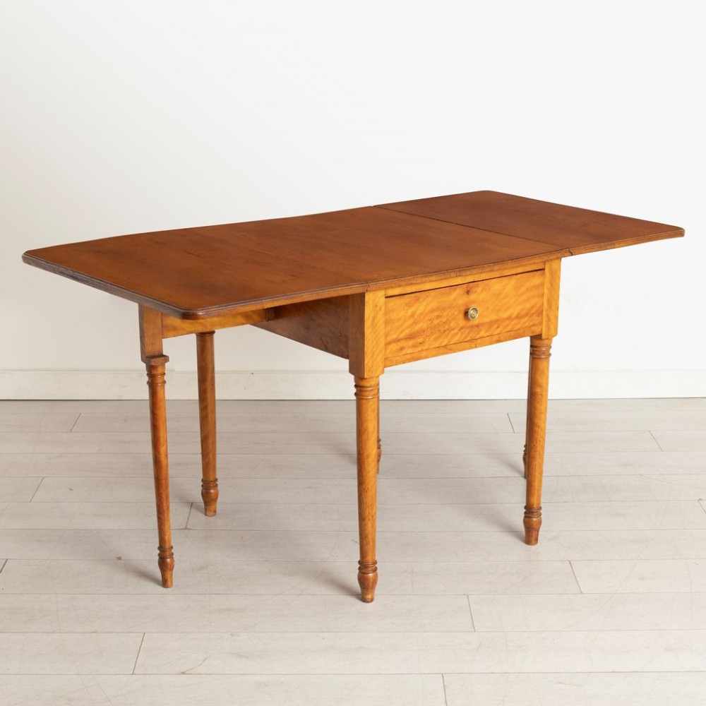 Antique Drop Leaf Dining Table in Satin Birch c.1860