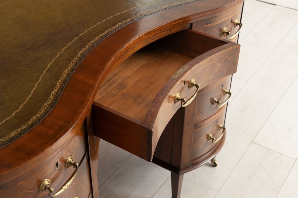 Victorian Mahogany Kidney Shaped Desk View V