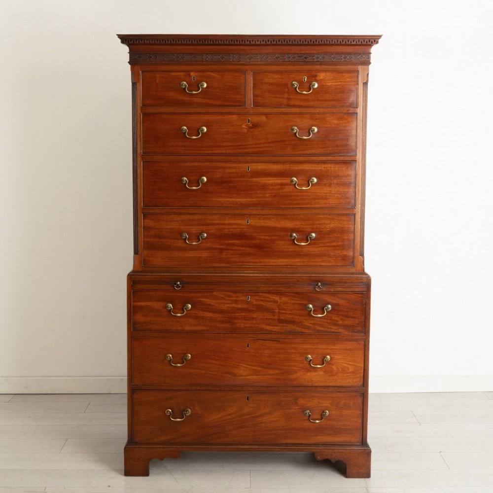Georgian Mahogany Chest on Chest c.1780
