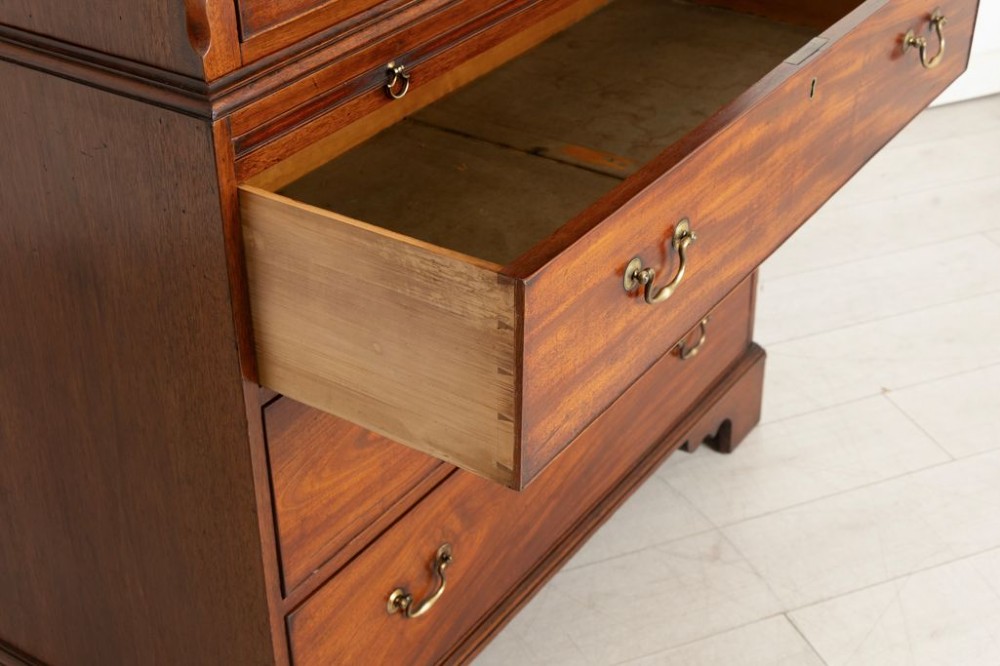 Georgian Mahogany Chest on Chest c.1780 View III