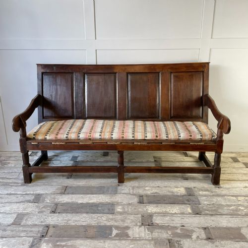 18TH C OAK SETTLE - ADDITIONAL PHOTO 1