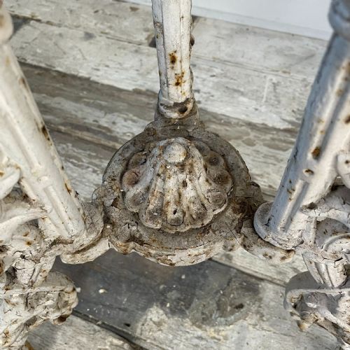 VICTORIAN CAST IRON MAHOGANY CAFE TABLE - ADDITIONAL PHOTO 4