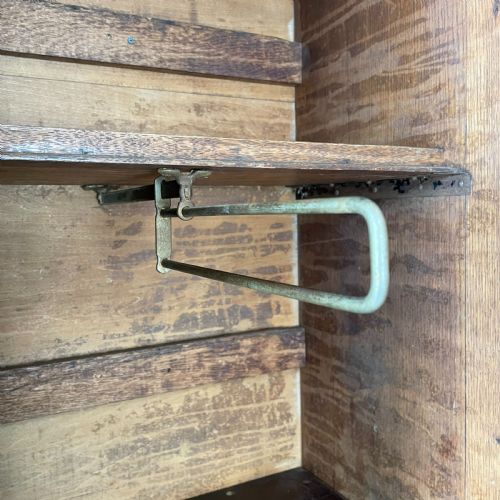 EARLY 20TH C OAK HALL CUPBOARD - ADDITIONAL PHOTO 8