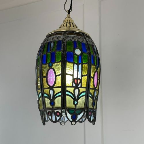 VICTORIAN STAINED GLASS PENDANT LIGHT - ADDITIONAL PHOTO 3