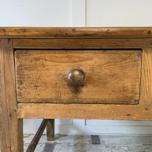 EARLY 19TH C PINE KITCHEN PREP TABLE - ADDITIONAL PHOTO 2