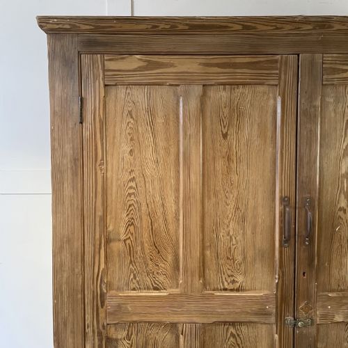 LARGE EARLY 20TH C PINE CUPBOARD - ADDITIONAL PHOTO 2