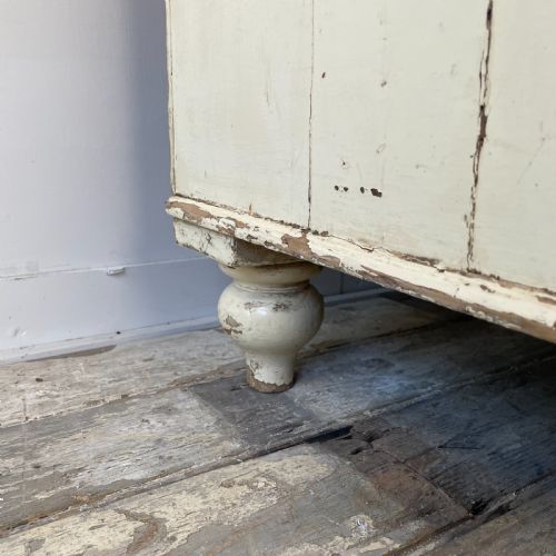 VICTORIAN PINE KITCHEN DRESSER BASE - ADDITIONAL PHOTO 9