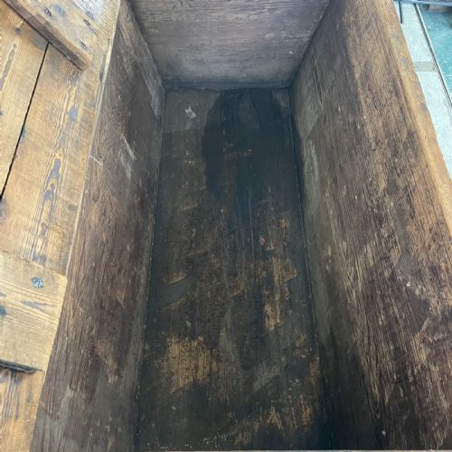 LARGE 19TH C PINE DOUGH BIN - ADDITIONAL PHOTO 4