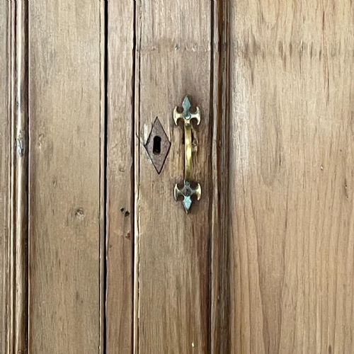 EARLY 19TH C PINE HOUSEKEEPERS CUPBOARD - ADDITIONAL PHOTO 12
