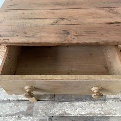 EARLY VICTORIAN PINE PREP TABLE - ADDITIONAL PHOTO 6