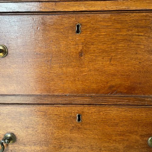 18TH C OAK CHEST ON CHEST OF DRAWERS - ADDITIONAL PHOTO 9