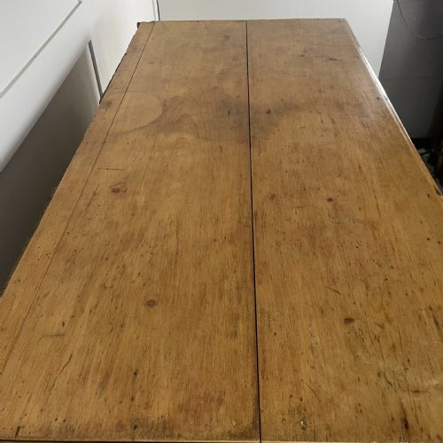 LARGE VICTORIAN PINE CUPBOARD - ADDITIONAL PHOTO 11