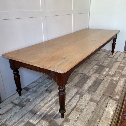 19TH C PINE DINING TABLE 10FT - ADDITIONAL PHOTO 4