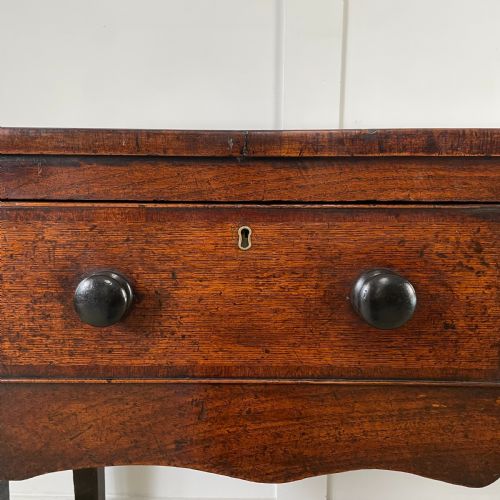 18TH C OAK DRESSER BASE - ADDITIONAL PHOTO 2
