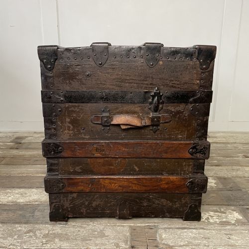 RAUCHBACH GOLDSMITH STEAM TRUNK - ADDITIONAL PHOTO 9