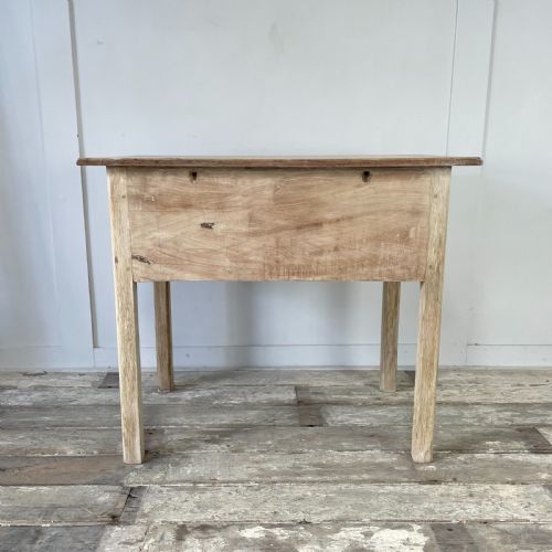 VICTORIAN BLEACHED OAK LOWBOY - ADDITIONAL PHOTO 11