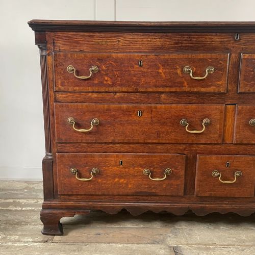 EARLY 19TH C OAK MAHOGANY MULE CHEST - ADDITIONAL PHOTO 3