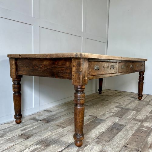 LARGE 19TH C PINE FARMHOUSE TABLE - ADDITIONAL PHOTO 1