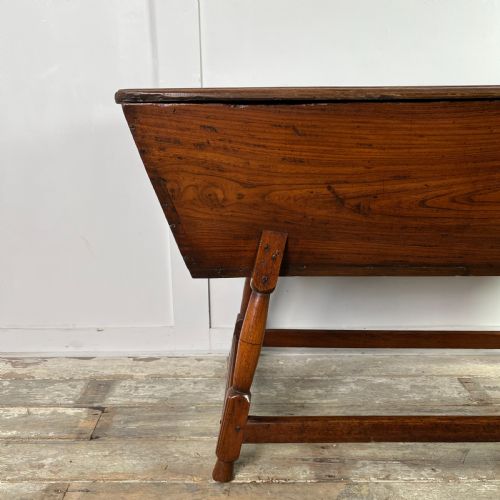 18TH C ELM DOUGH BIN - ADDITIONAL PHOTO 2