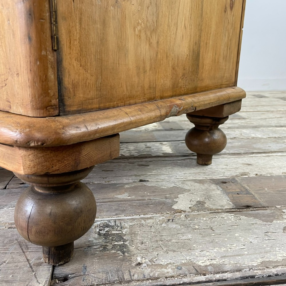 Victorian Pine Dresser Base View XIV