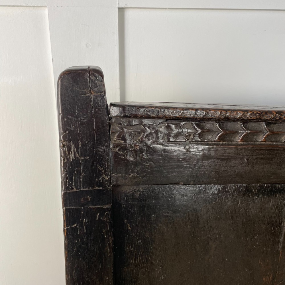 18th C. Oak Box Settle View VI