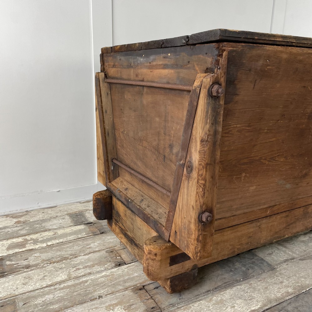 Large 19th C. Pine Dough Bin View VII