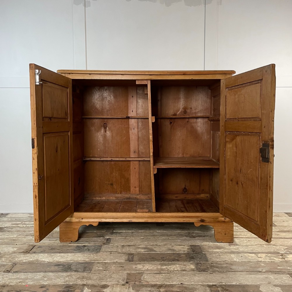 Large Victorian Pine Cupboard View II