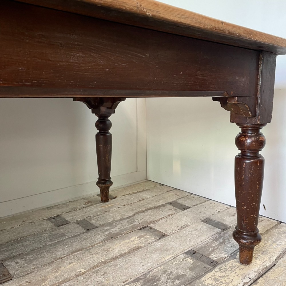 19th C. Pine Dining Table - 10ft View X