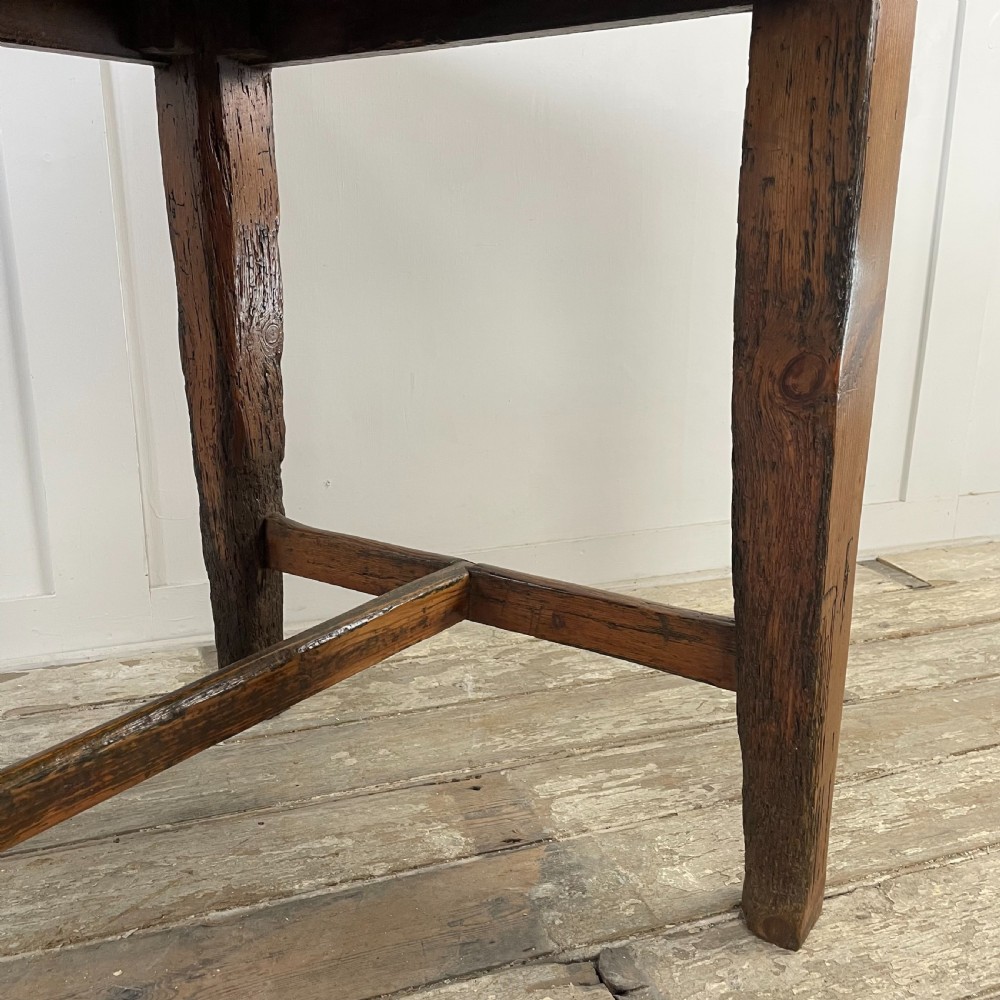 18th C. Elm Tavern Table View XV